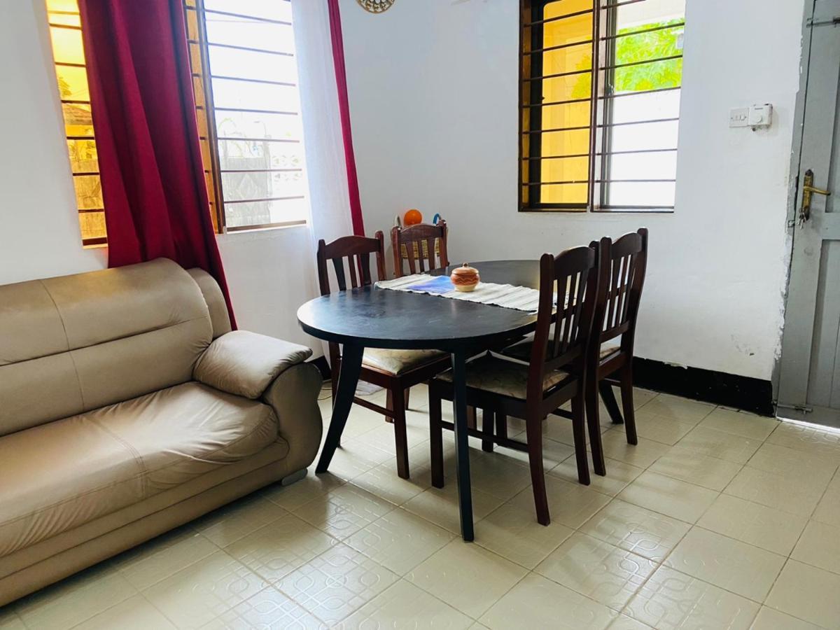 Mikocheni Home Stay Dar es Salaam Exterior photo