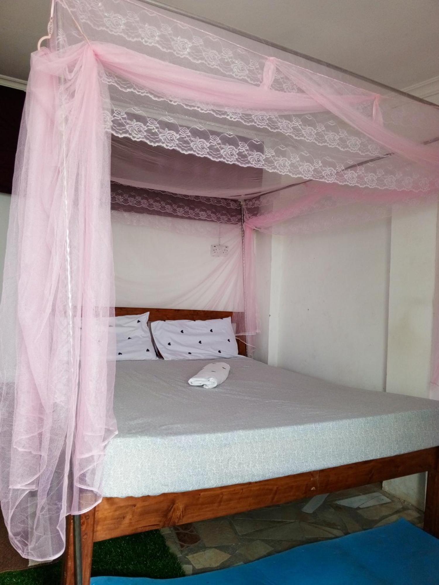 Mikocheni Home Stay Dar es Salaam Exterior photo